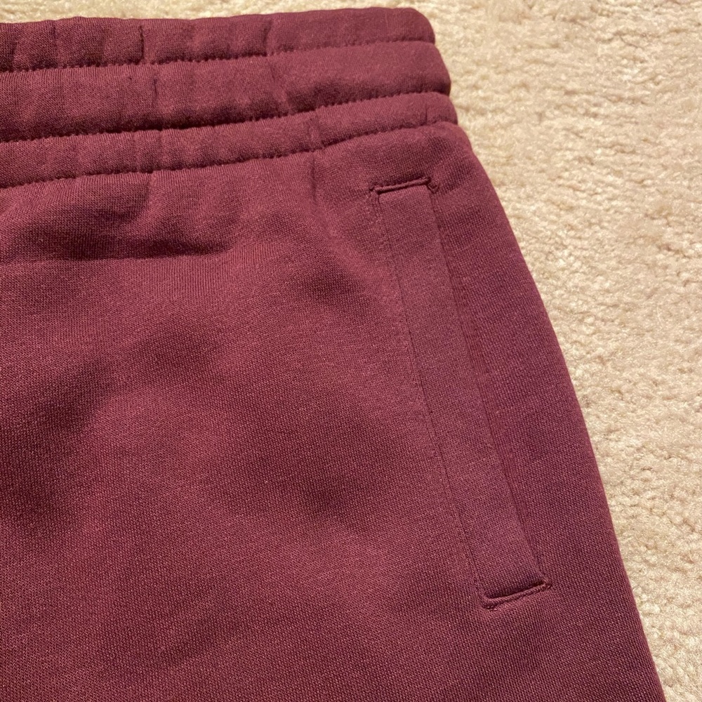 SOLD!! Men’s Shorts - Picture 2 of 4
